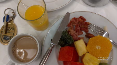 パラドールで朝食
