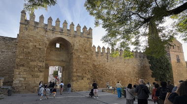 コルドバ・アルモドバル門