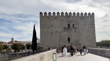 カラオーラの門